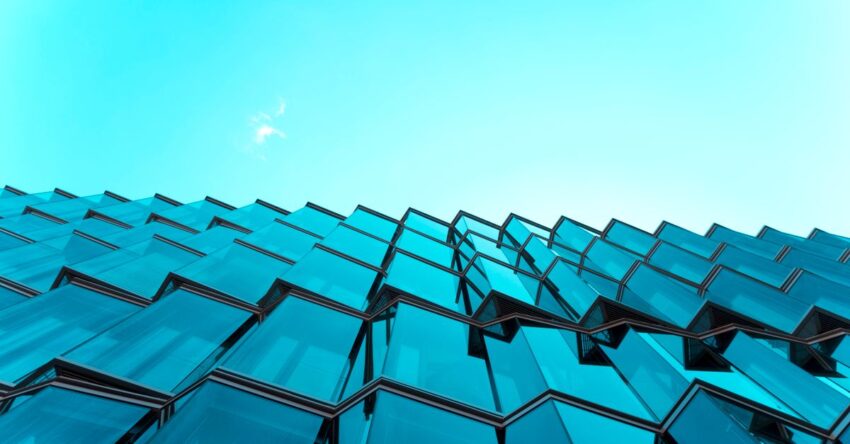 Microservices in the Modern Enterprise: Building Resilient, Scalable Applications